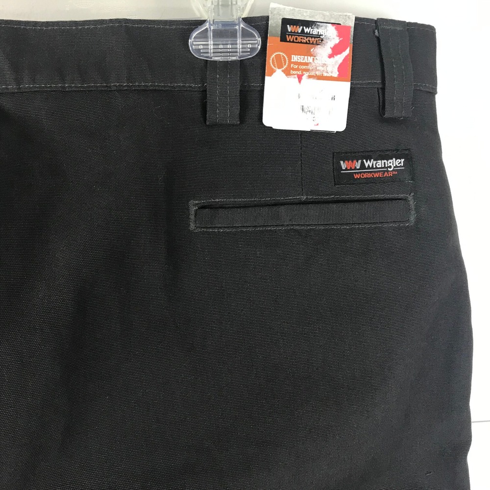 Wrangler 42 X 30 Workwear Utility Work Pants ~ Cargo Pocket ~ Dark Gray New Tags